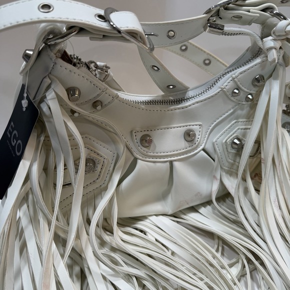 Vintage Y2K Style Purse Wristlet White Pleather Fringe Purse Bag Crossbody Emo - Picture 4 of 10